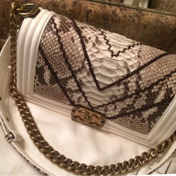 RARE PYTHON CHANEL LE BOY BAG - Picture 2 of 16